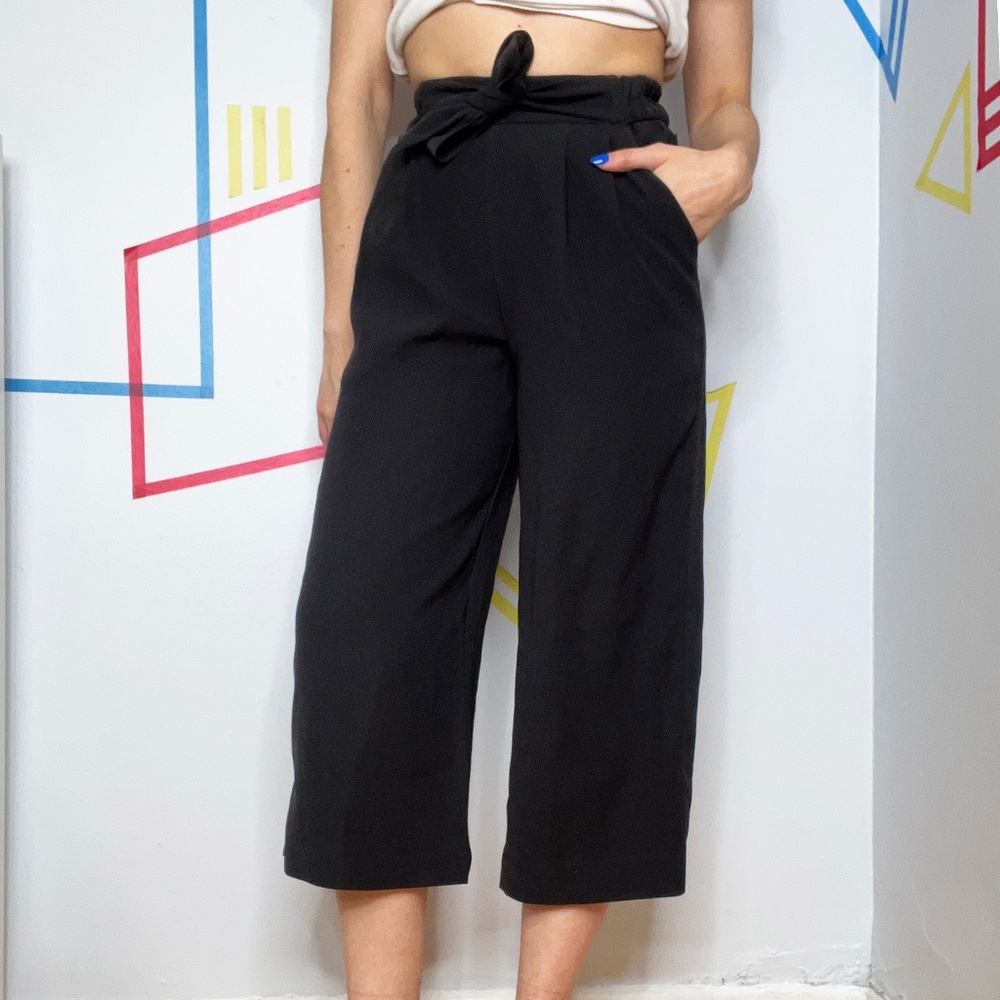 Lululemon Black Noir Crop Pant